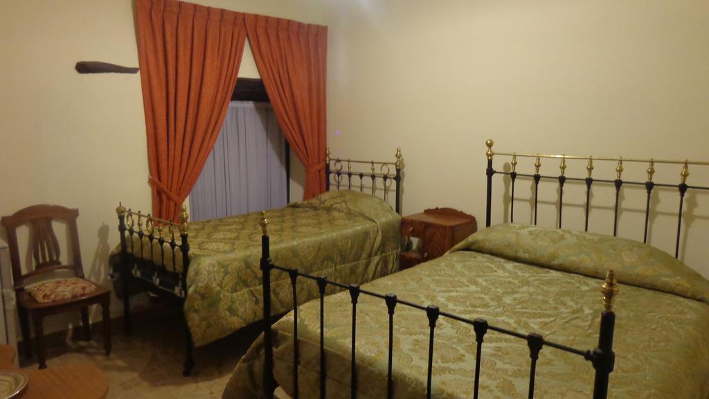Casa Solariega Hostal B&B Sucre Phòng bức ảnh