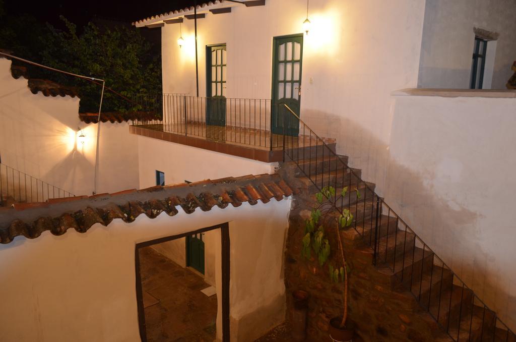 Casa Solariega Hostal B&B Sucre Ngoại thất bức ảnh