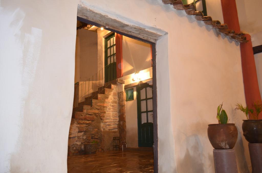 Casa Solariega Hostal B&B Sucre Ngoại thất bức ảnh